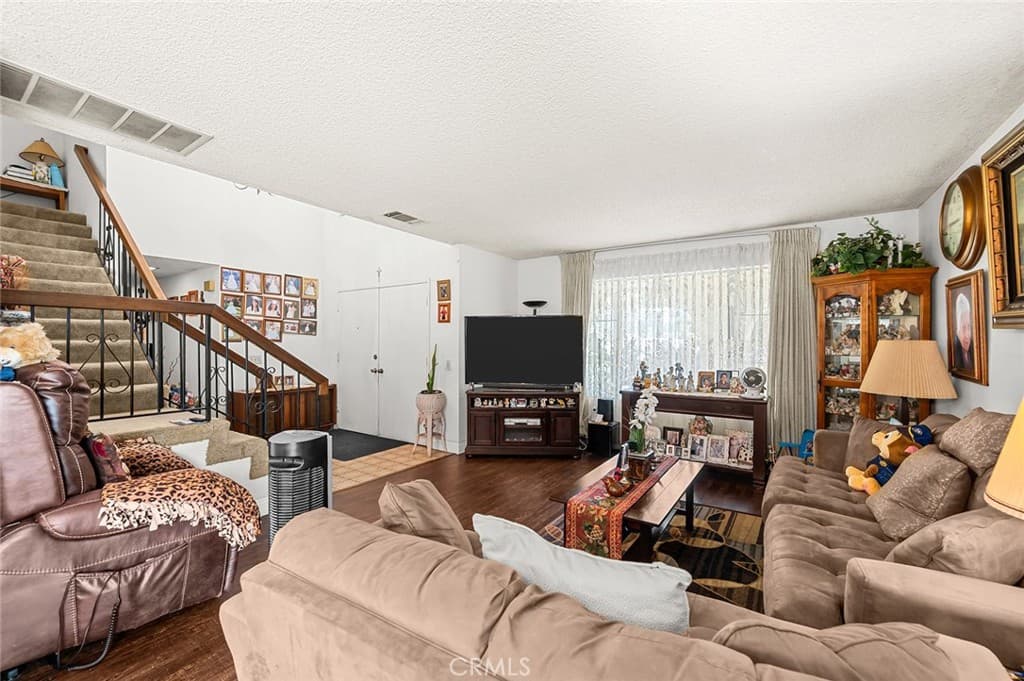 Home at 2796 Base Line, La Verne — photo 7 of 12