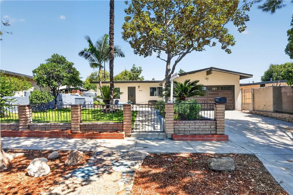 Home at 620 Wickford Avenue, La Puente — photo 2 of 12