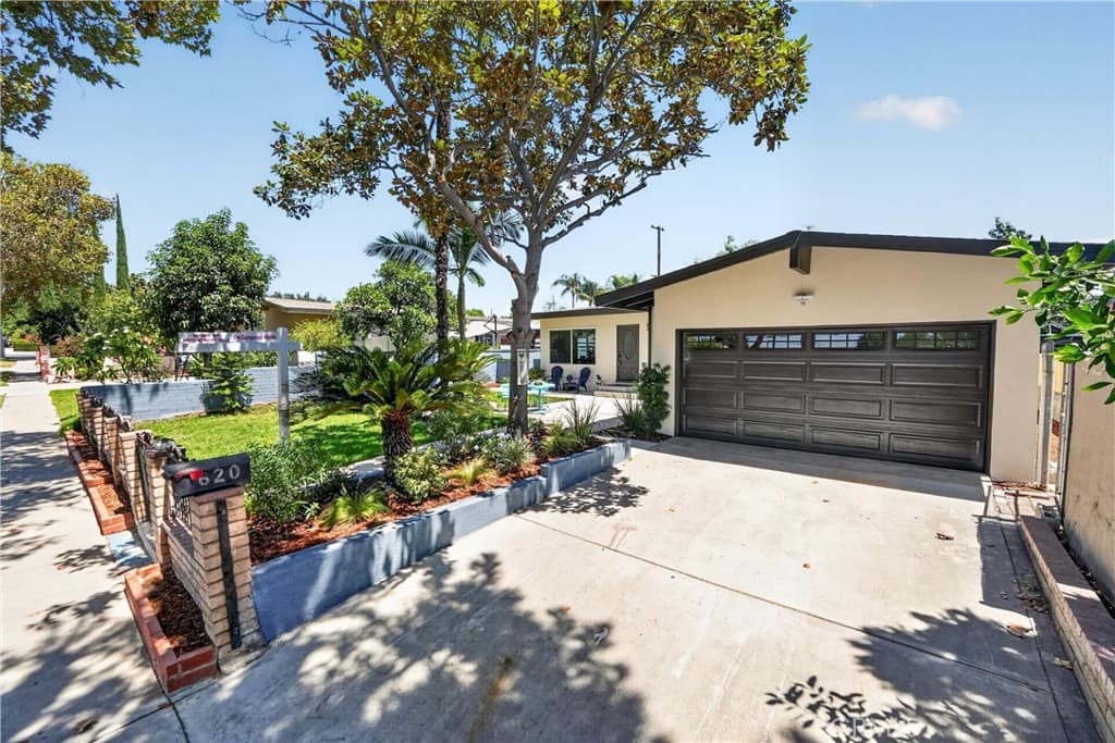 Home at 620 Wickford Avenue, La Puente — photo 4 of 12