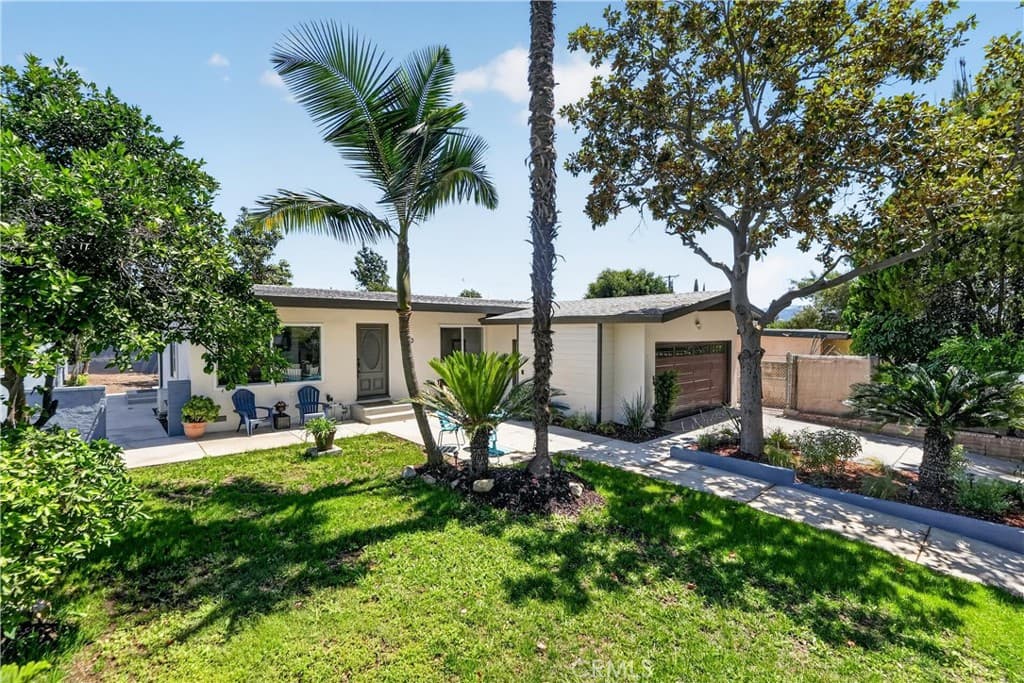 Home at 620 Wickford Avenue, La Puente — photo 5 of 12