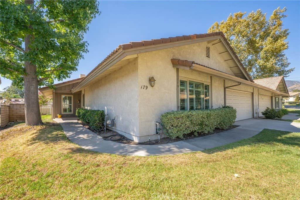 Condo at 179 Oak Forest Circle, Glendora — photo 2 of 12