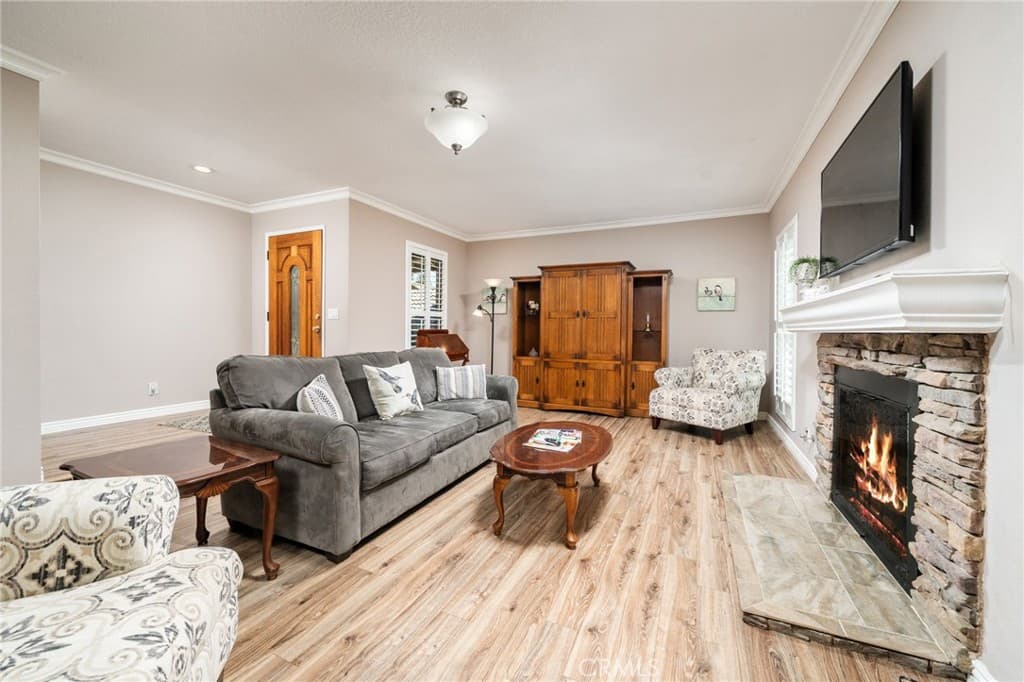 Condo at 179 Oak Forest Circle, Glendora — photo 5 of 12