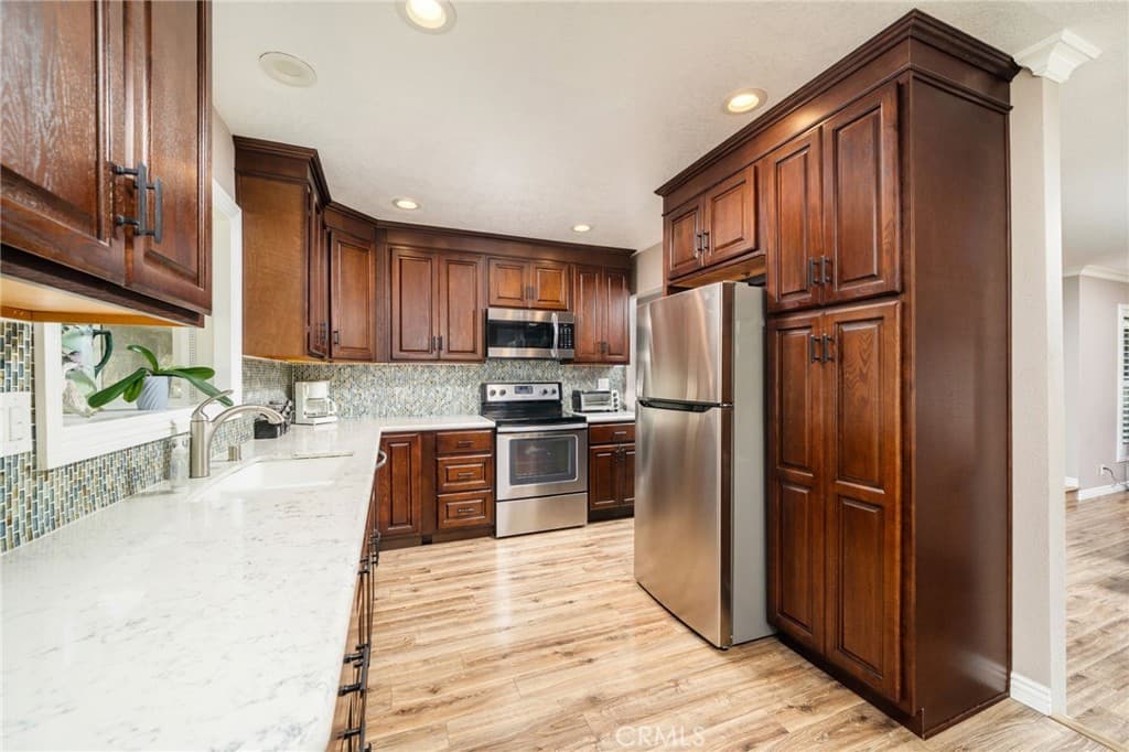 Condo at 179 Oak Forest Circle, Glendora — photo 9 of 12