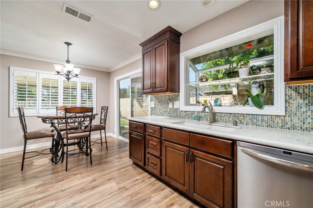 Condo at 179 Oak Forest Circle, Glendora — photo 10 of 12
