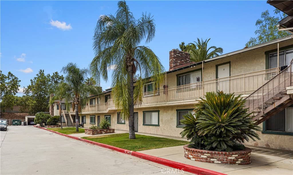 Multi-Family at 144 150 E Baseline Road, San Dimas — photo 6 of 9