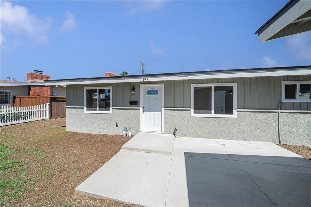 Home at 944 N Lyman Avenue, Covina — photo 2 of 12