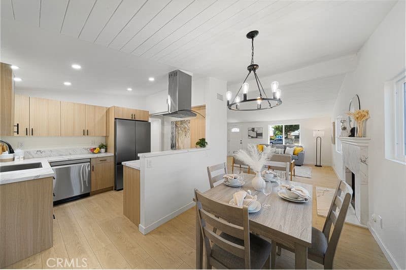 Home at 944 N Lyman Avenue, Covina — photo 10 of 12