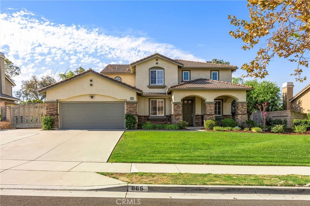 Home at 865 Canterbury, San Dimas — photo 1 of 12