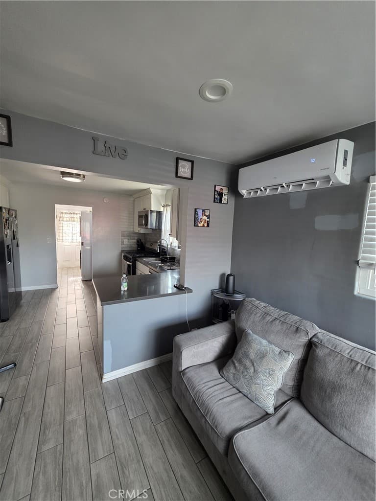Home at 935 S Main, Pomona — photo 3 of 12