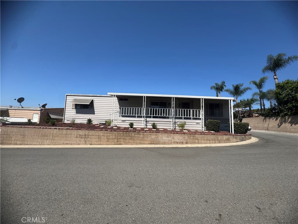Home at 3800 BRADFORD Street, La Verne — photo 2 of 12