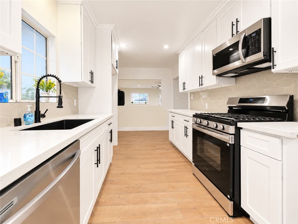 Home at 554 W Verness Street, Covina — photo 11 of 12