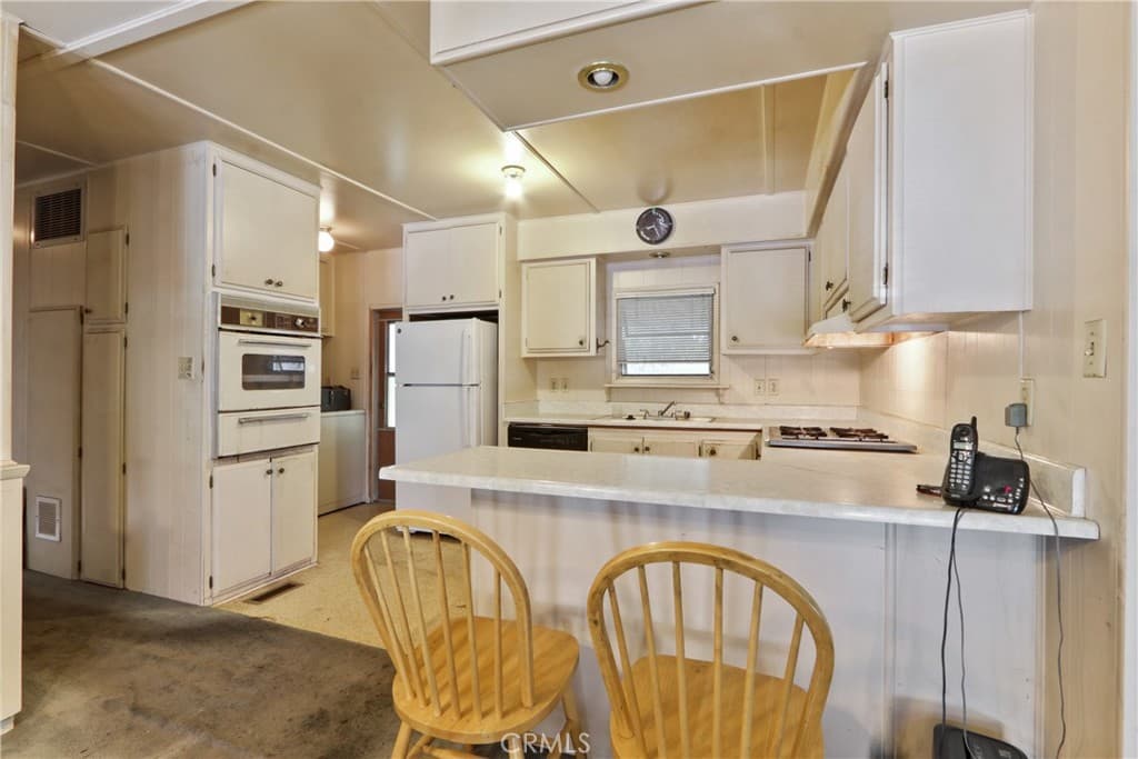 Home at 3530 Damien 158, La Verne — photo 10 of 12