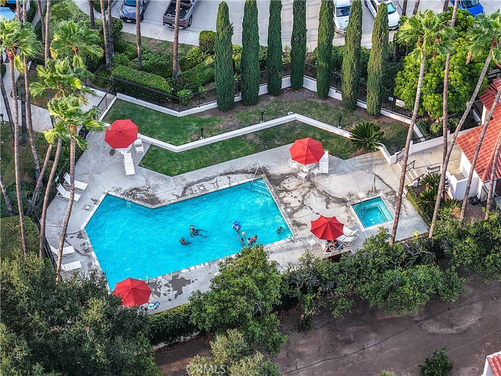 Townhouse at 481 E Bougainvillea Lane, Glendora — photo 9 of 12