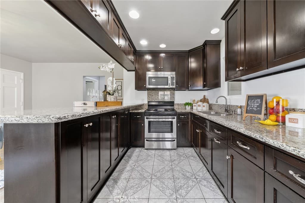 Home at 5125 N Landis, Baldwin Park — photo 8 of 12