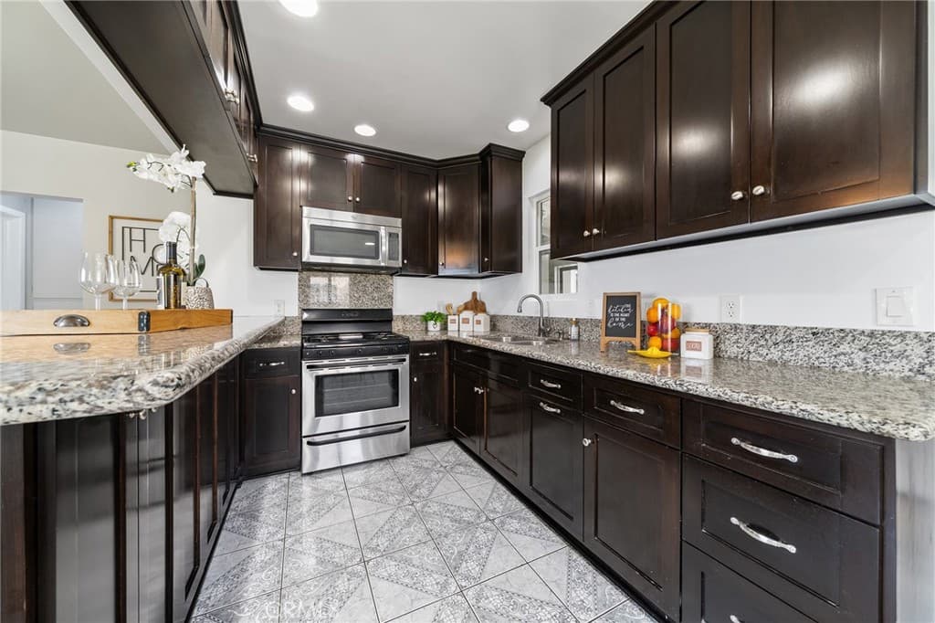 Home at 5125 N Landis, Baldwin Park — photo 9 of 12