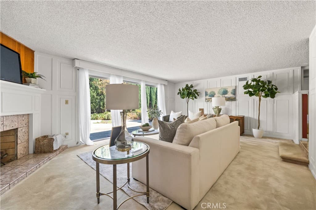 Home at 2306 La Sierra Way, Claremont — photo 10 of 12