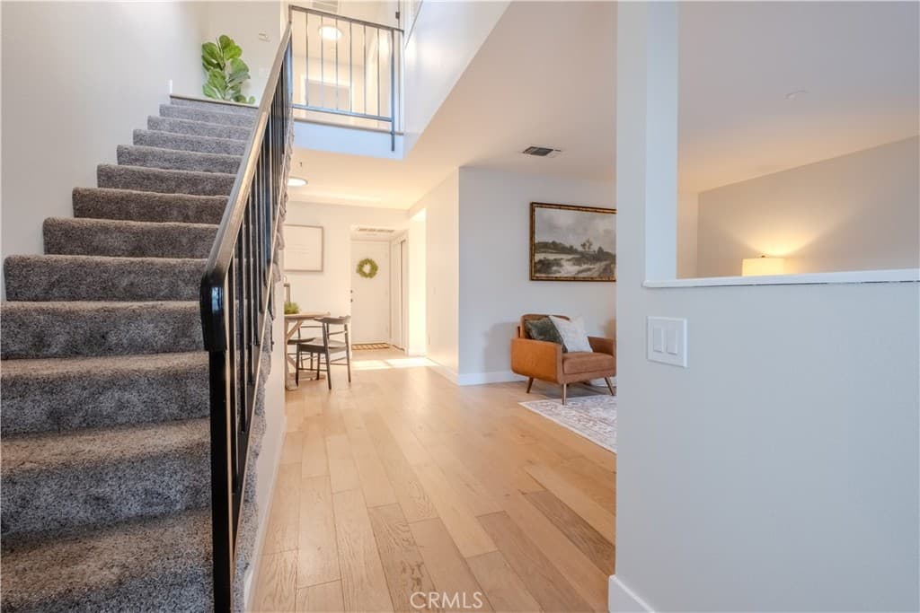 Condo at 615 Monterey Avenue I, Monrovia — photo 9 of 12