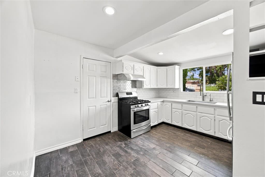 Home at 156 S Shipman, La Puente — photo 9 of 12