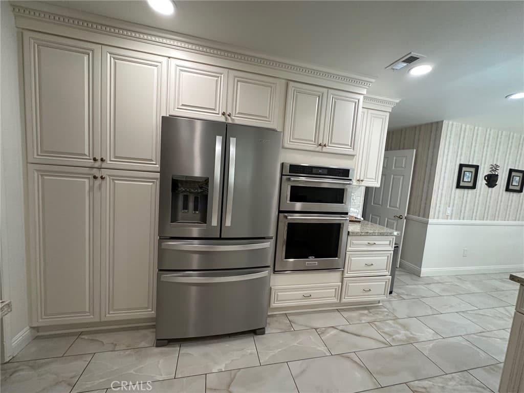 Home at 651 Puma Canyon Lane, Glendora — photo 10 of 12