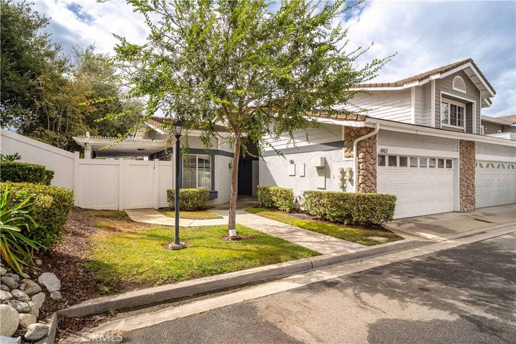 Condo at 1062 Sheffield Place, Glendora — photo 2 of 12