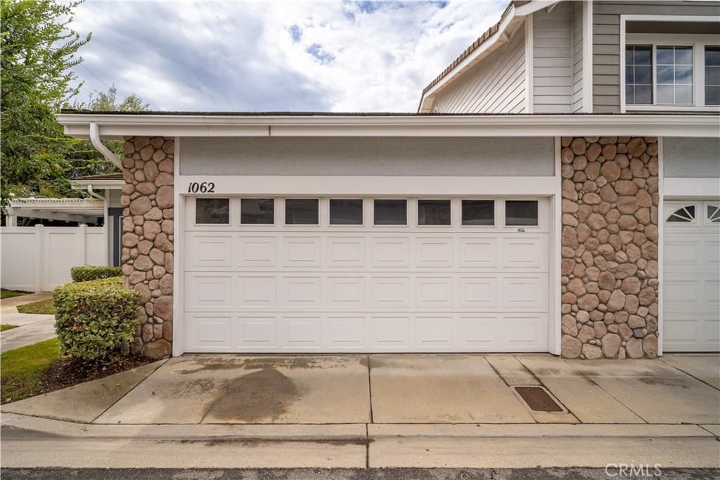 Condo at 1062 Sheffield Place, Glendora — photo 3 of 12