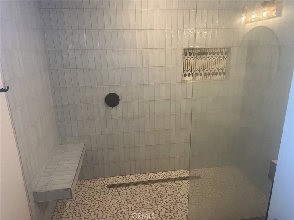 Home at 411 Fordland Avenue, La Verne — photo 7 of 8