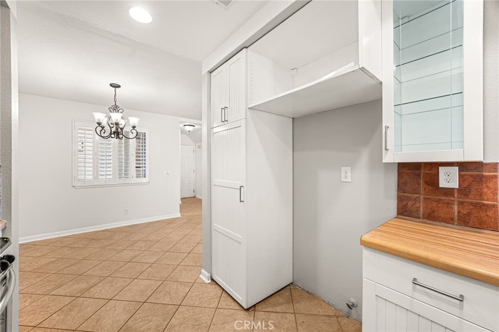 Condo at 713 Mansfield Drive, Claremont — photo 11 of 12
