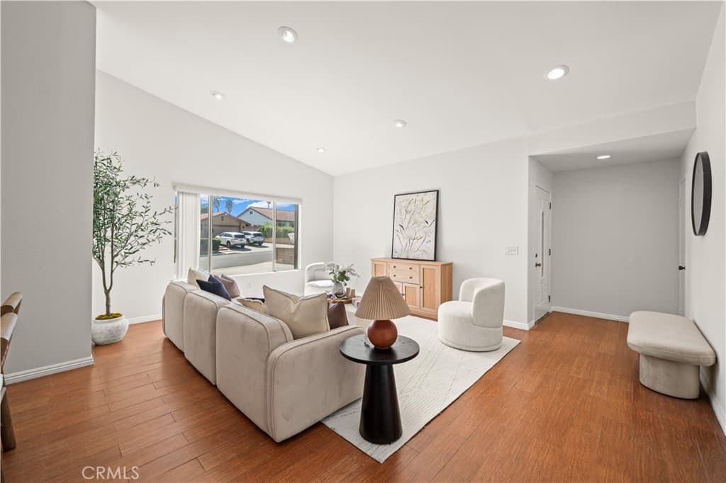 Home at 712 Marylie Lane, Walnut — photo 11 of 12