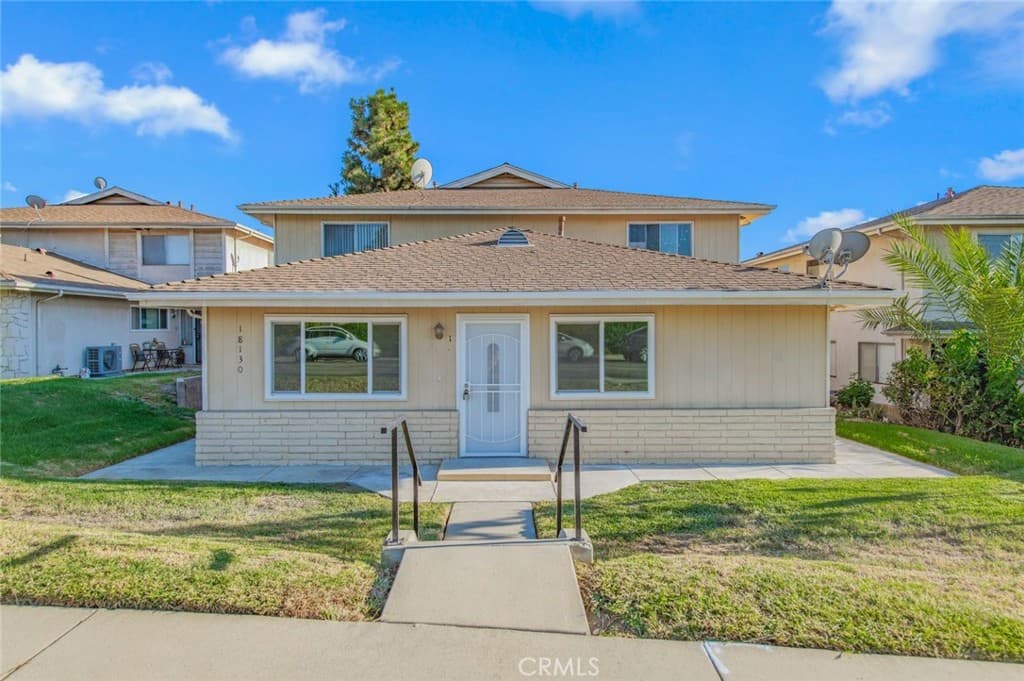 Condo at 18130 Via Amorosa 1, Rowland Heights — photo 2 of 10
