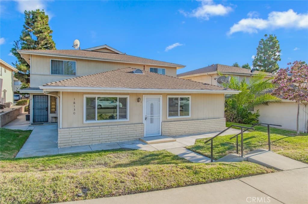 Condo at 18130 Via Amorosa 1, Rowland Heights — photo 3 of 10