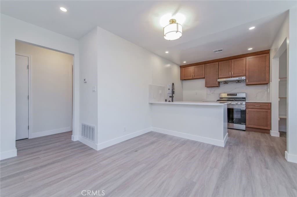 Condo at 18130 Via Amorosa 1, Rowland Heights — photo 6 of 10
