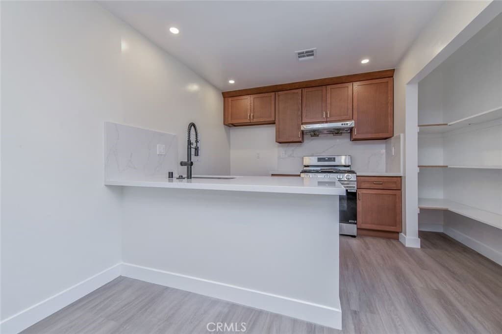 Condo at 18130 Via Amorosa 1, Rowland Heights — photo 8 of 10