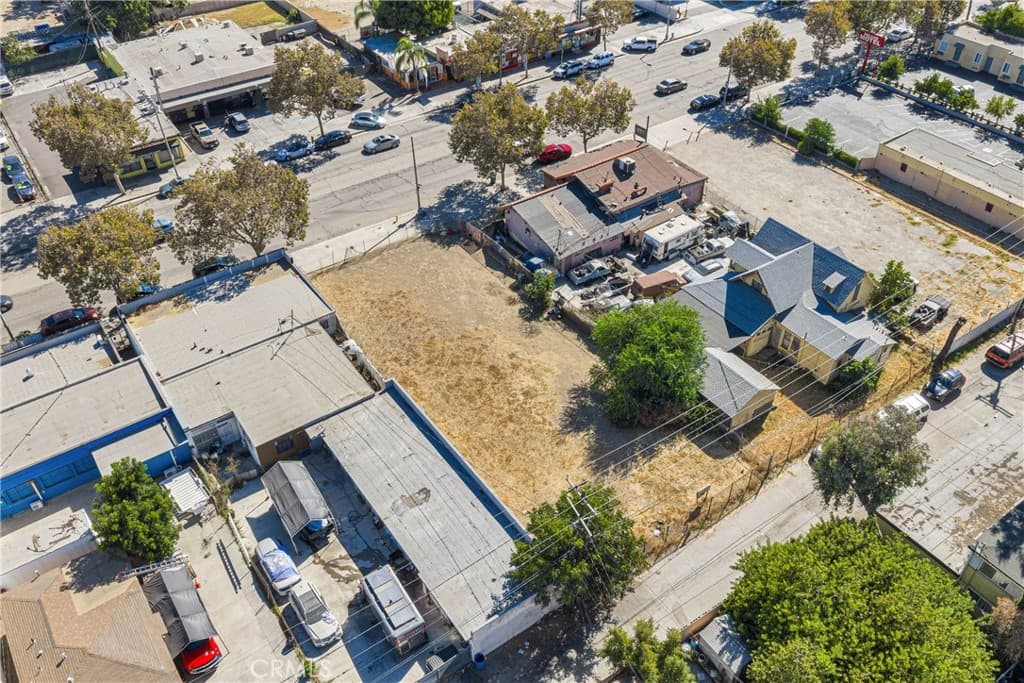 Home at 845 W Holt, Pomona — photo 11 of 12
