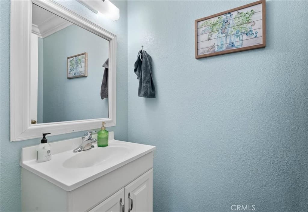 Condo at 1002 Harrington, West Covina — photo 5 of 12