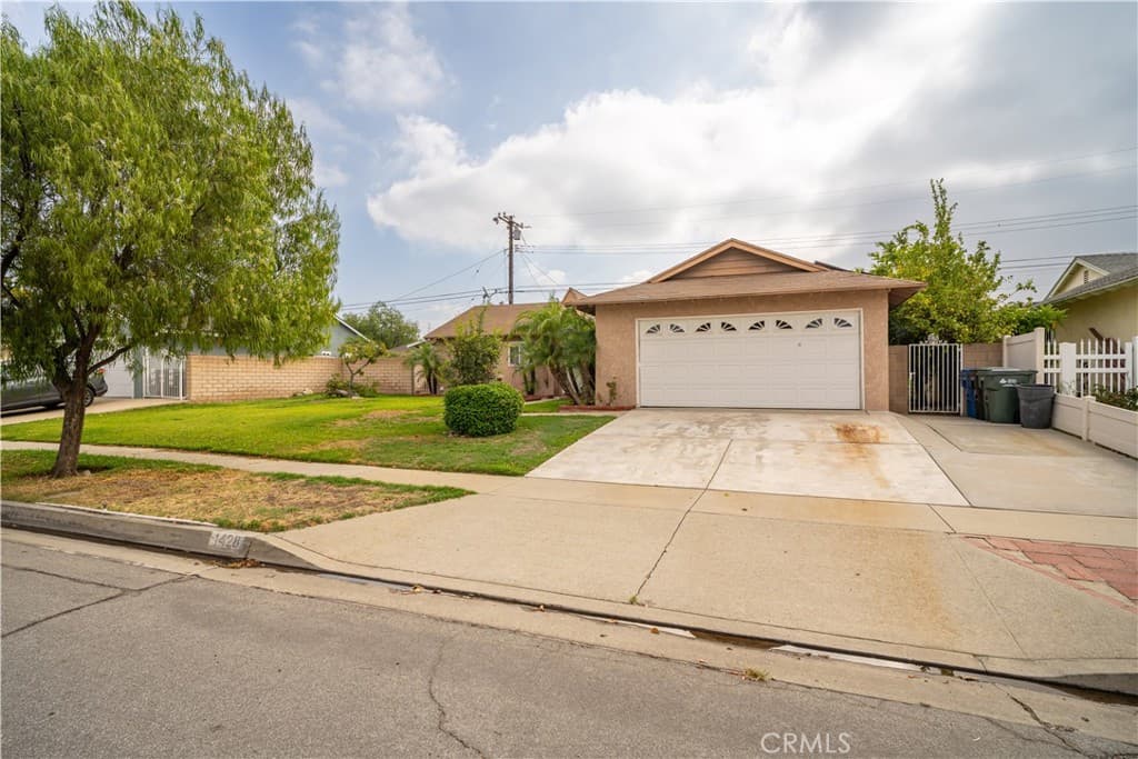 Home at 1428 S farber Avenue, Glendora — photo 1 of 12
