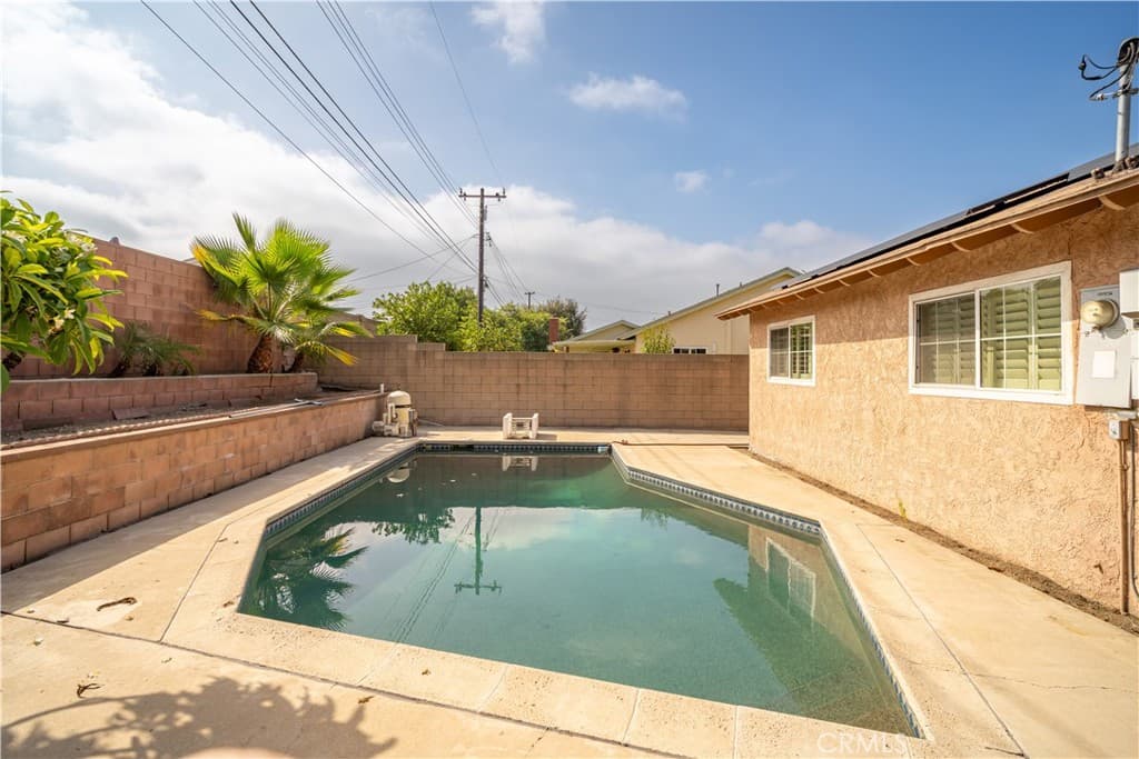 Home at 1428 S farber Avenue, Glendora — photo 11 of 12