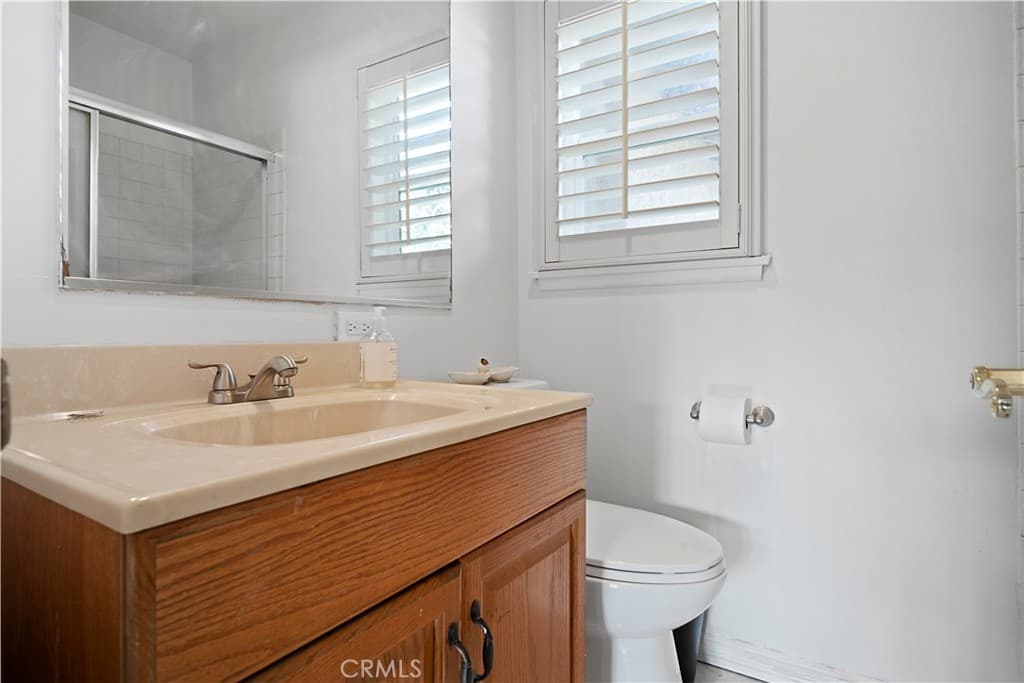 Home at 1428 S farber Avenue, Glendora — photo 6 of 12