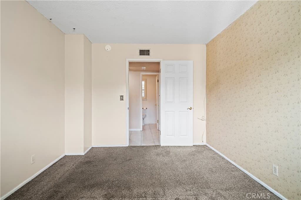 Home at 1428 S farber Avenue, Glendora — photo 8 of 12