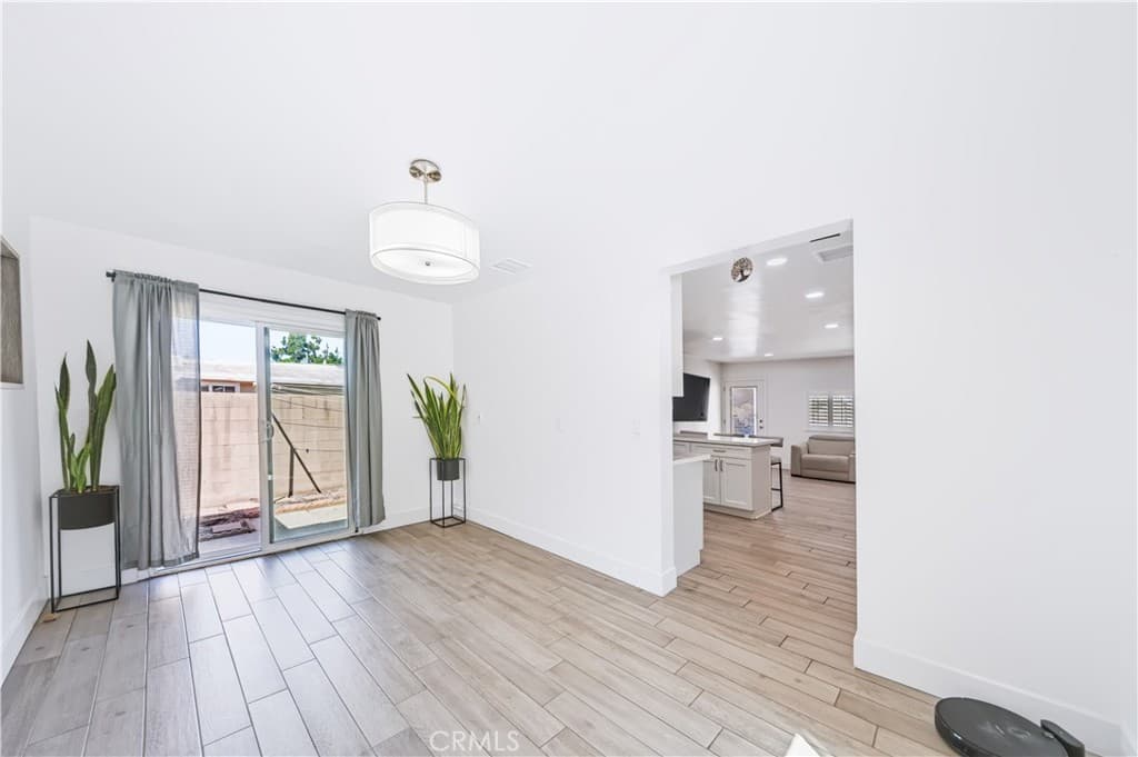 Home at 533 E Covina, Covina — photo 11 of 12