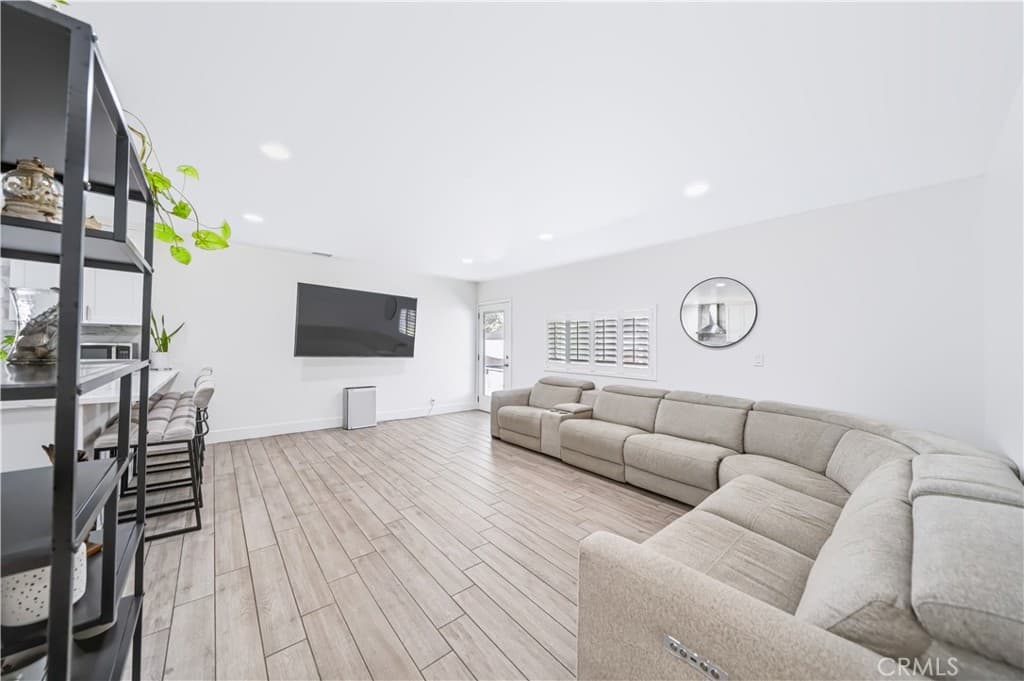 Home at 533 E Covina, Covina — photo 5 of 12