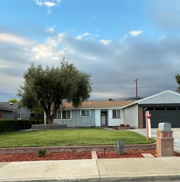 Home at 217 Fanshaw Avenue, Pomona — photo 1 of 12