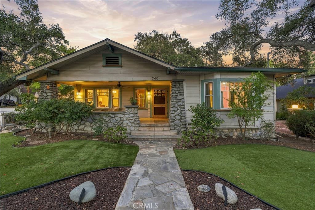Home at 746 Harvard Avenue, Claremont — photo 2 of 12
