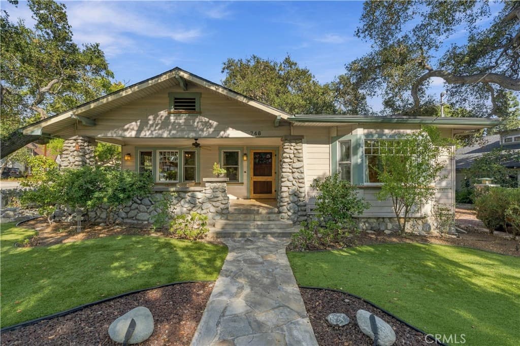 Home at 746 Harvard Avenue, Claremont — photo 4 of 12