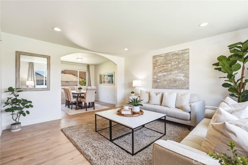 Home at 3343 Brookridge Road, Duarte — photo 11 of 12
