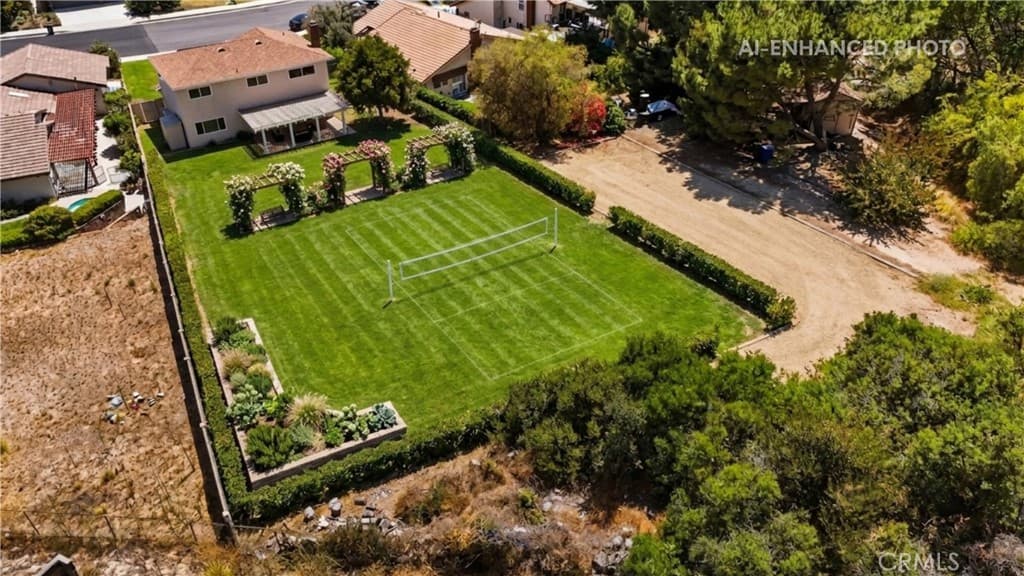 Home at 3343 Brookridge Road, Duarte — photo 5 of 12