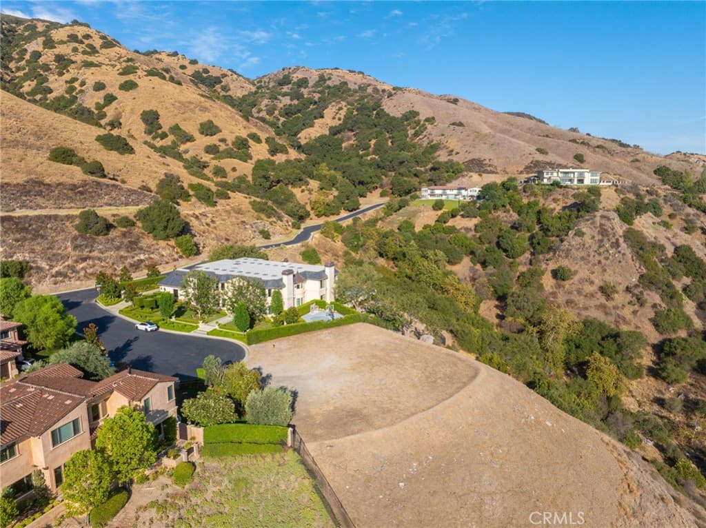 Home at 662 Oakhill Drive, Glendora — photo 10 of 12