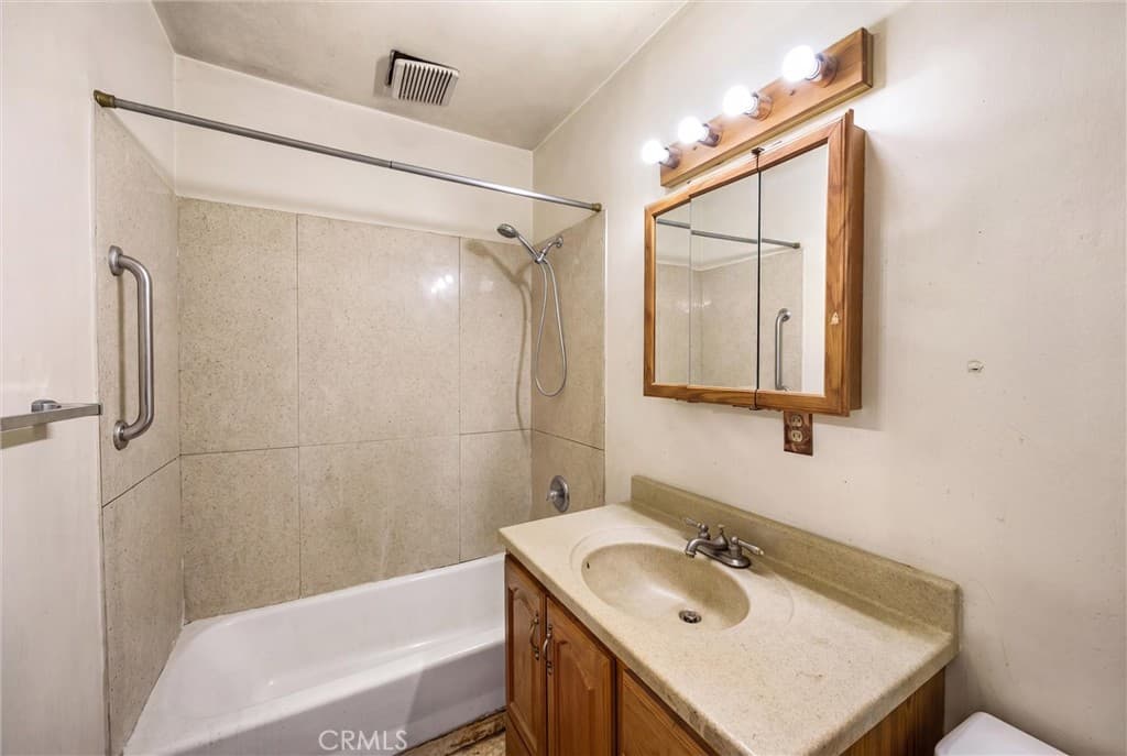 Home at 16636 E Masline, Covina — photo 10 of 12