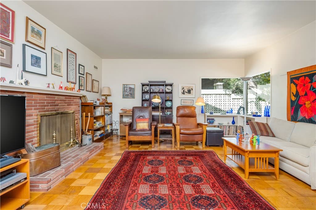 Home at 1143 Oxford Avenue, Claremont — photo 6 of 12