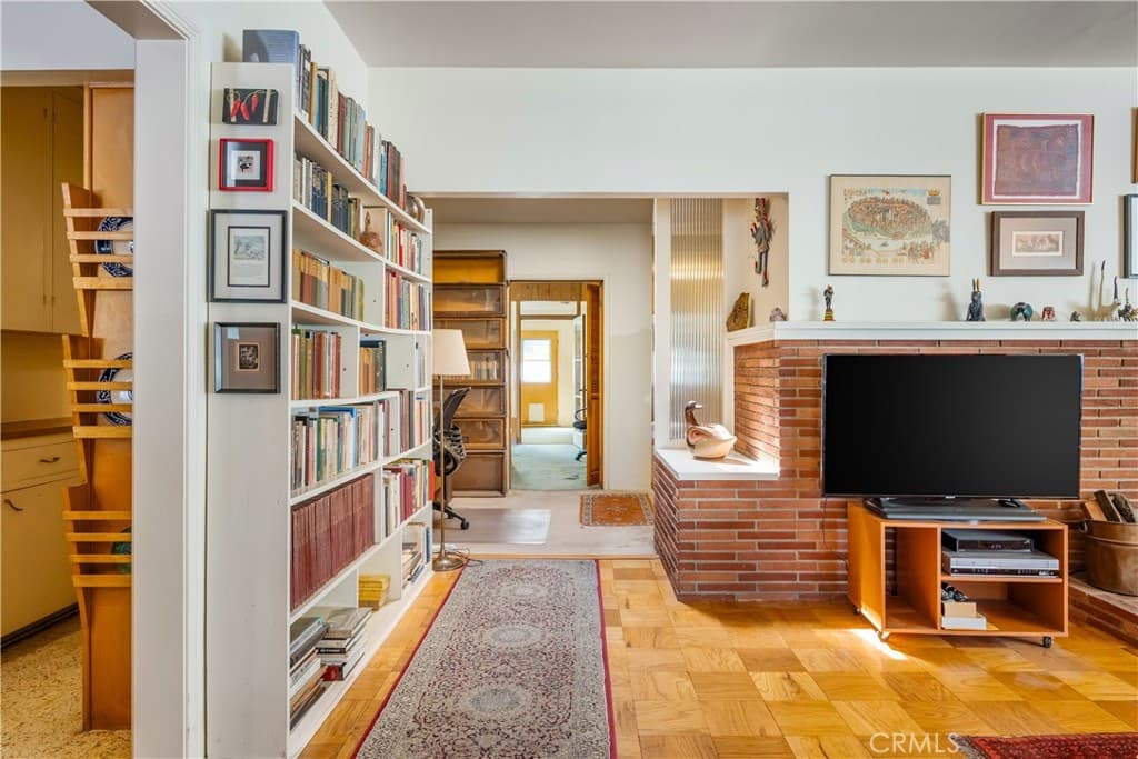 Home at 1143 Oxford Avenue, Claremont — photo 9 of 12