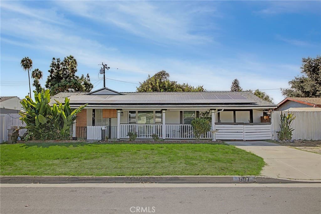 Home at 907 S Danehurst, Glendora — photo 1 of 5